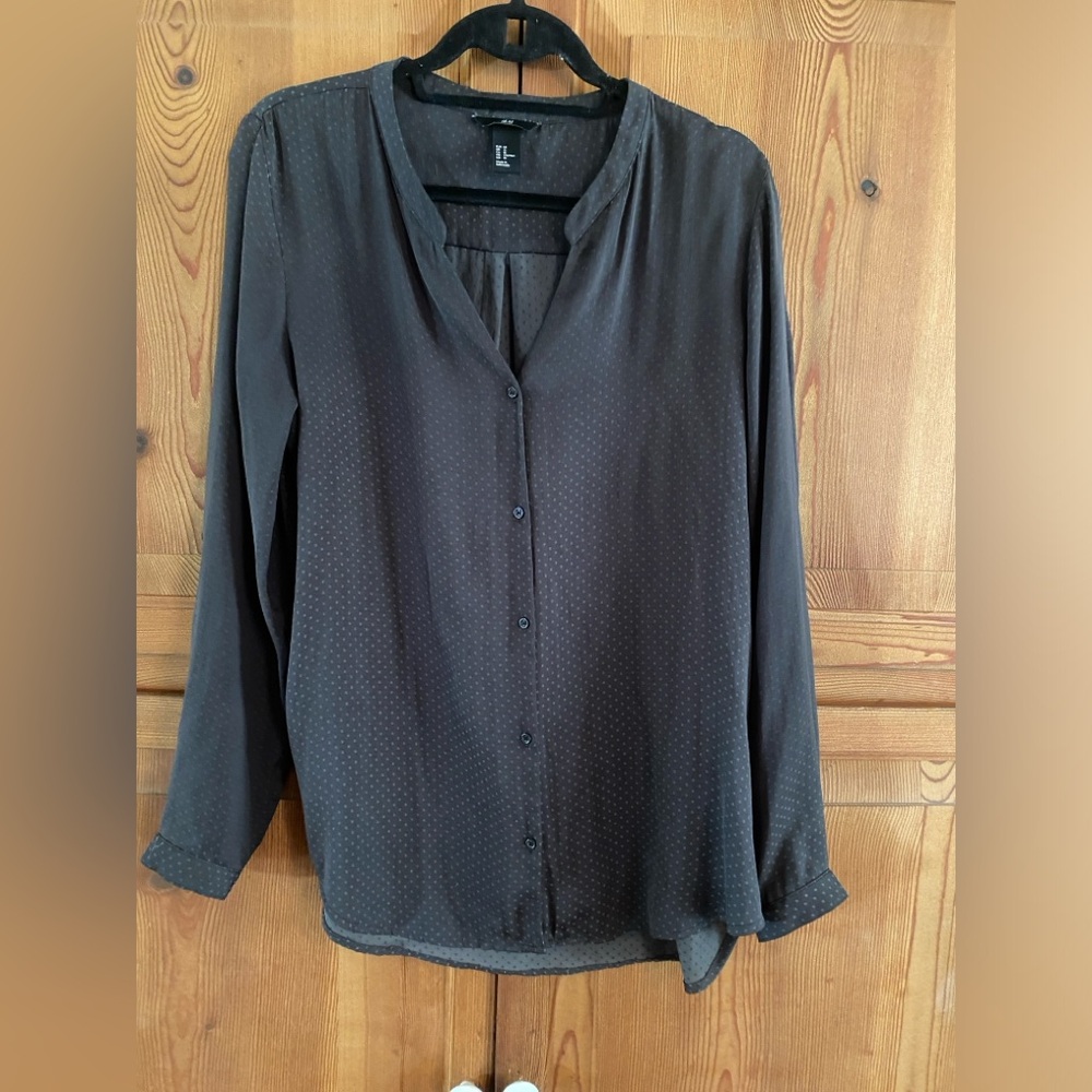 H&M top blouse polkadot grey size 42 large excellent preowned condition